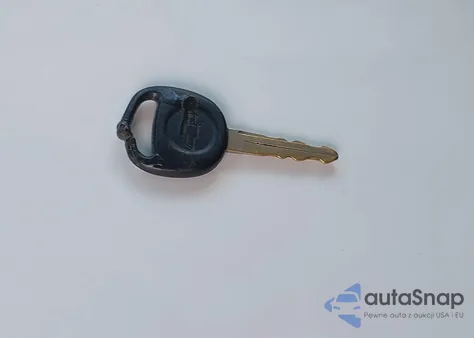 2003 Chevrolet Silverado 1500 из США, поврежденный, VIN 2GCEK19V931309611